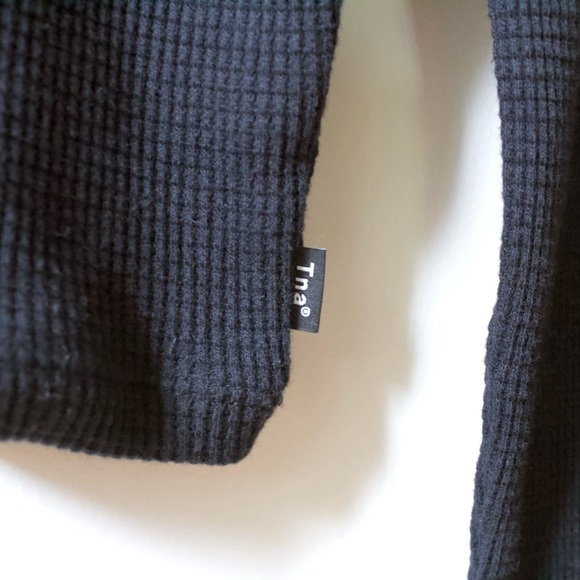 ‼️NWT‼️ - TNA Thermal Mockneck - Picture 10 of 16